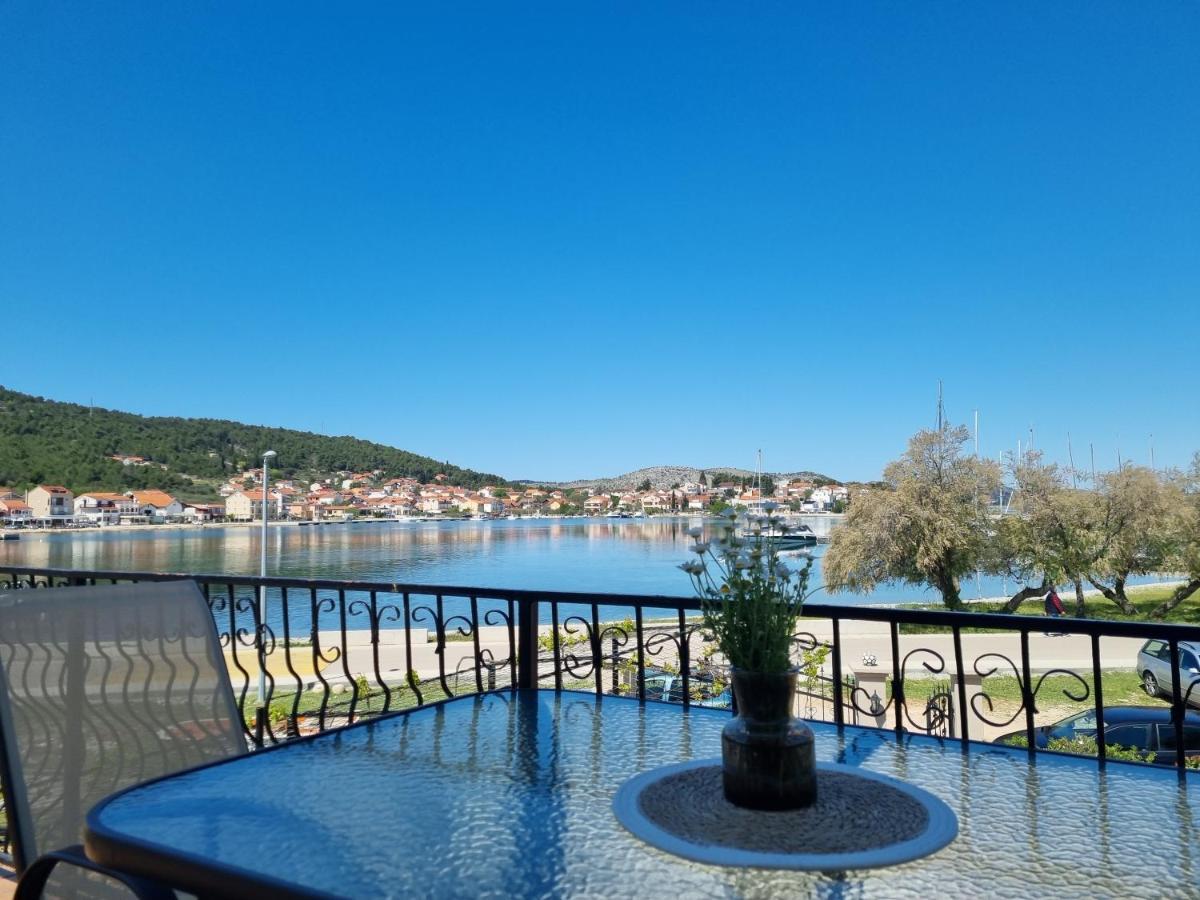 Apartments Radman شيبينيك الغرفة الصورة